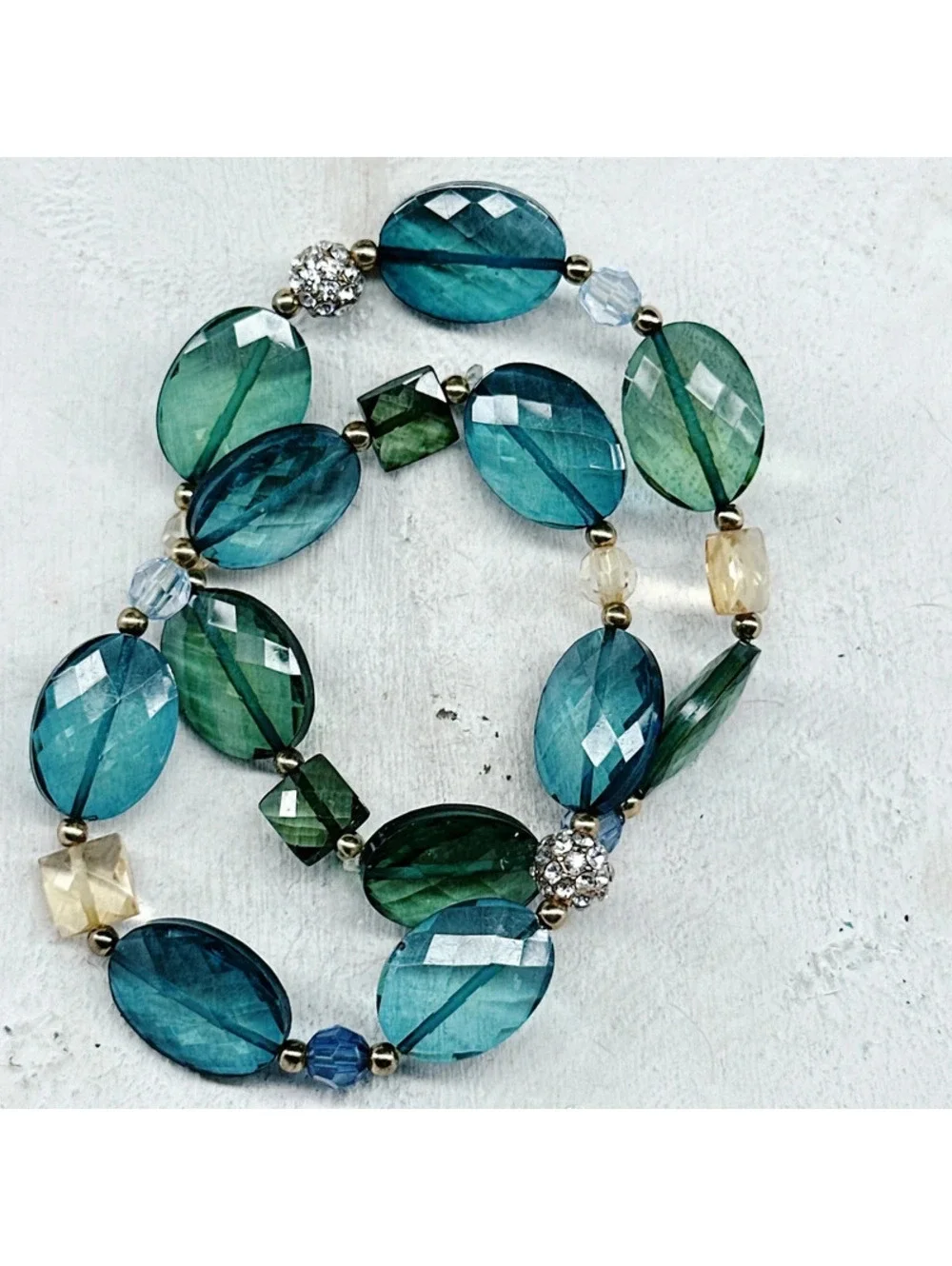 354u. Green Plastic Bracelets